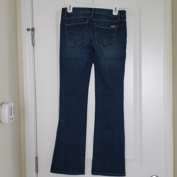 WHBM Size 2 Short Bootcut Jeans - Picture 3 of 3